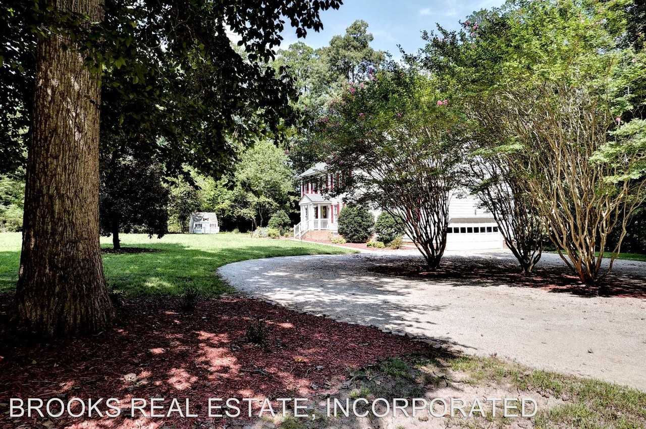 1221 Colony Trail - Photo 3 of 34