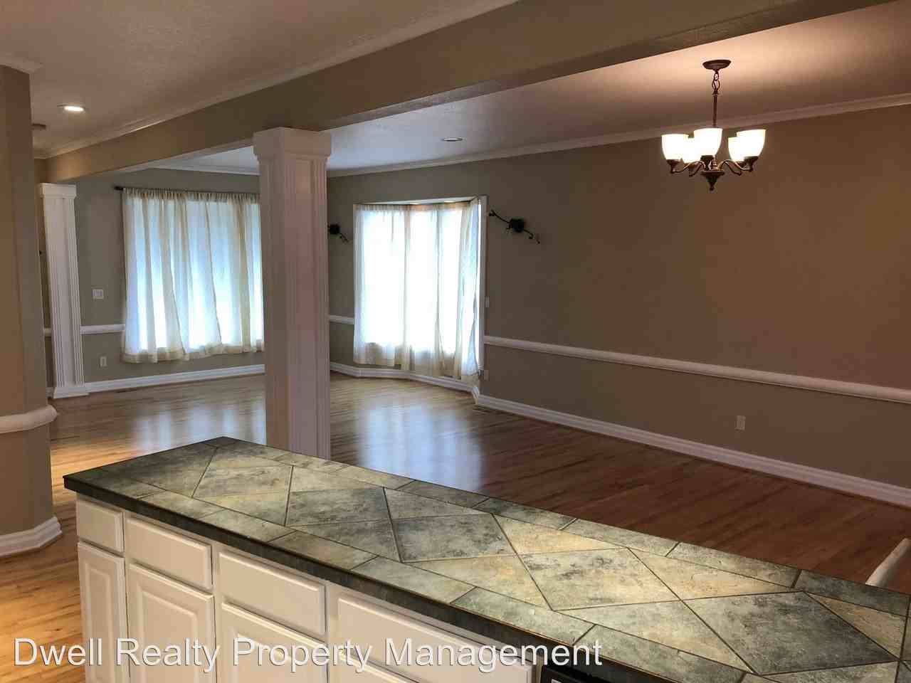 3807 NE 14th Ave - Photo 3 of 21