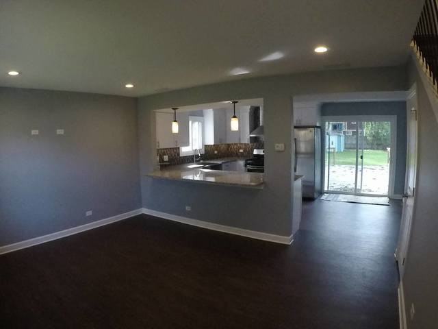 410 S Mason St - Photo 3 of 15