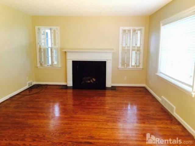 305 Tyne Rd - Photo 2 of 6