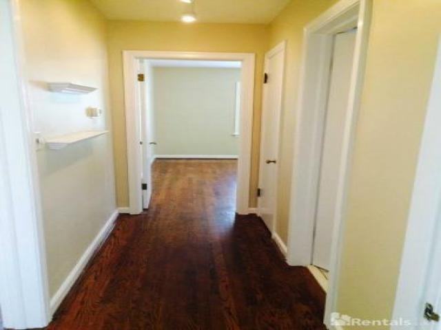 305 Tyne Rd - Photo 3 of 6