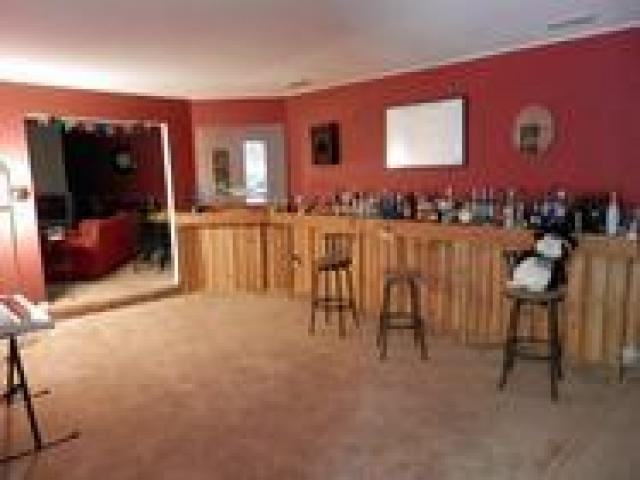 1110 SW 21st Ave - Photo 2 of 4