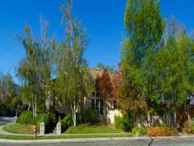 1497 Bergerac Dr - Photo 2 of 6