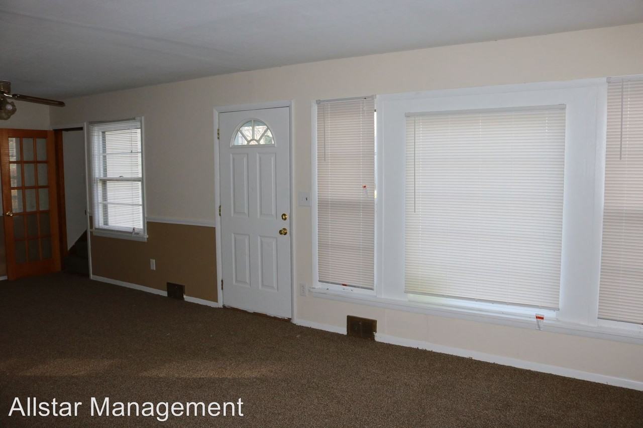 8958 Woodridge Ln - Photo 3 of 26