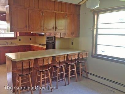 213 Bledsoe Rd - Photo 3 of 18