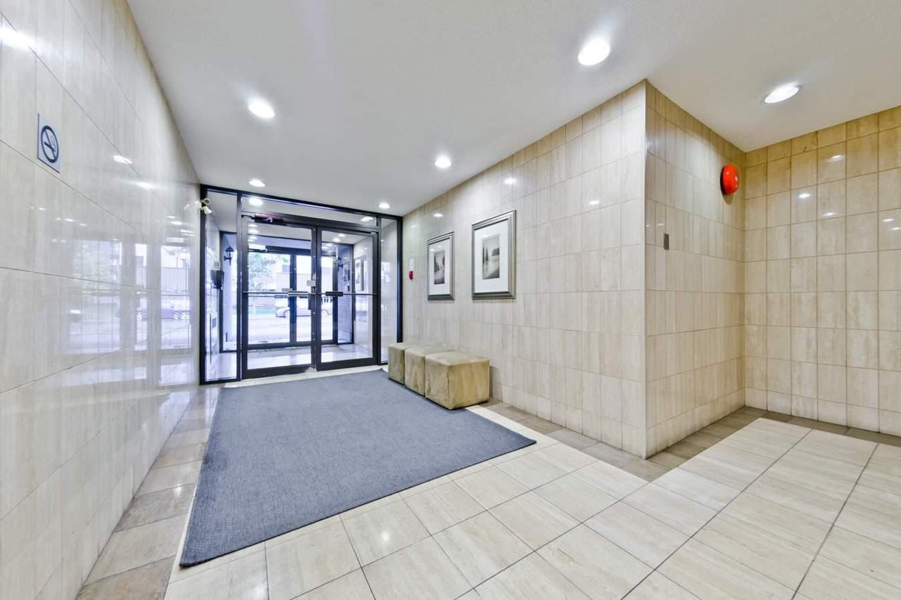 204 18 Ave NW - Photo 2 of 25