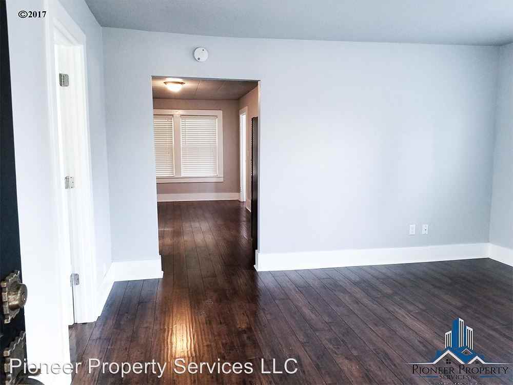 315 N Washington St - Photo 3 of 13