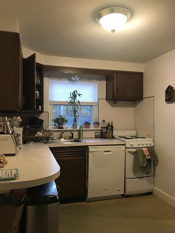21 Charlesbank Rd #a - Photo 2 of 10