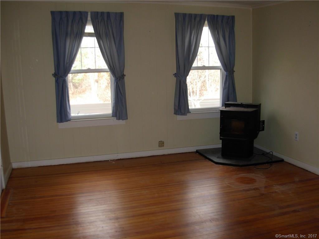 98 N Grand St - Photo 3 of 10