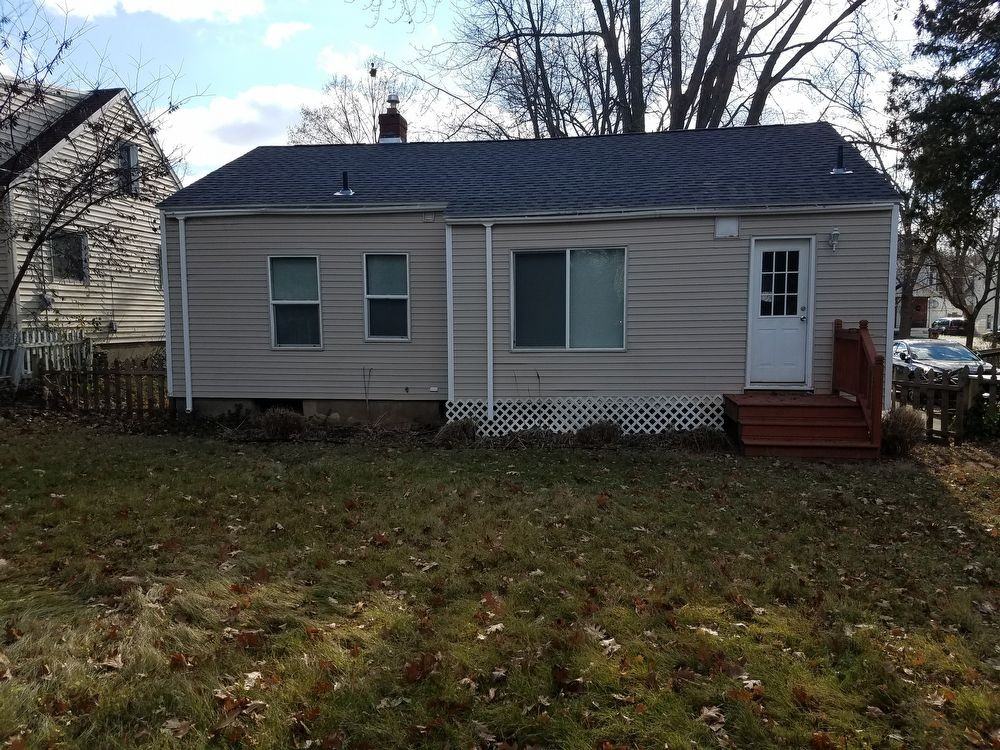 2617 Richards Se - Photo 2 of 13