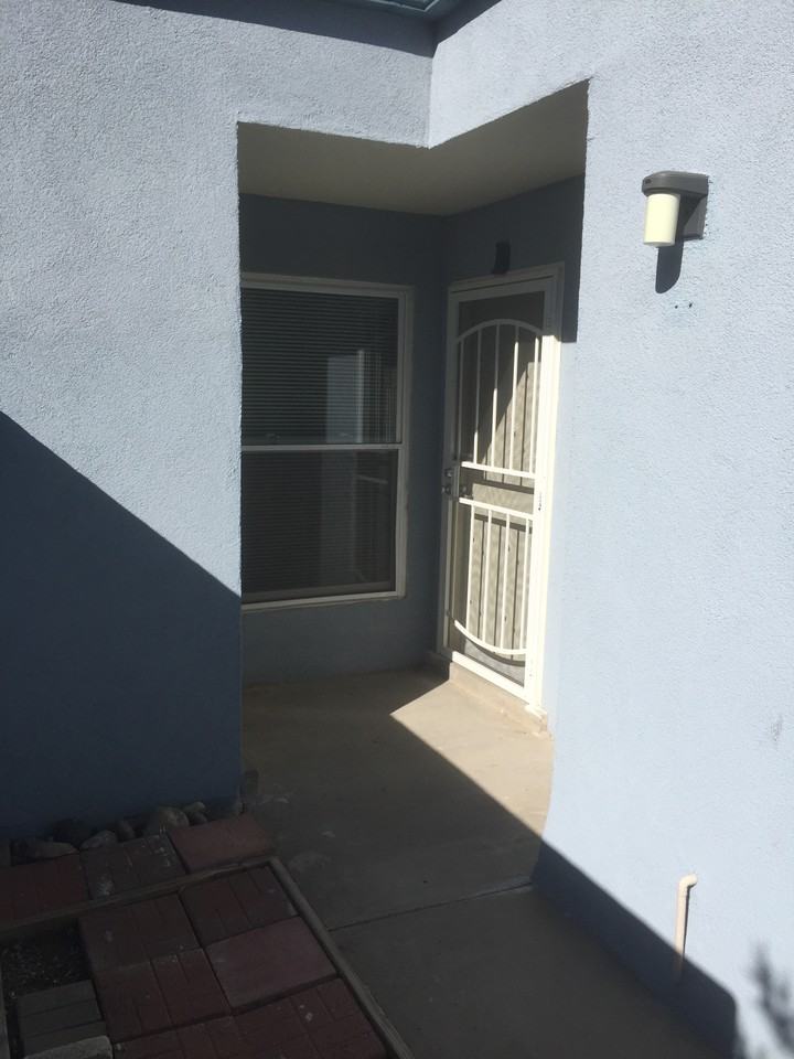 2833 Palo Verde Dr NE - Photo 2 of 20