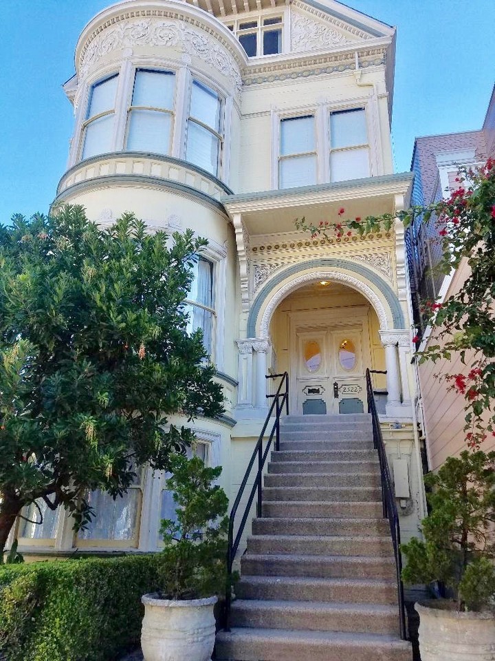 2522 Octavia Street ##3