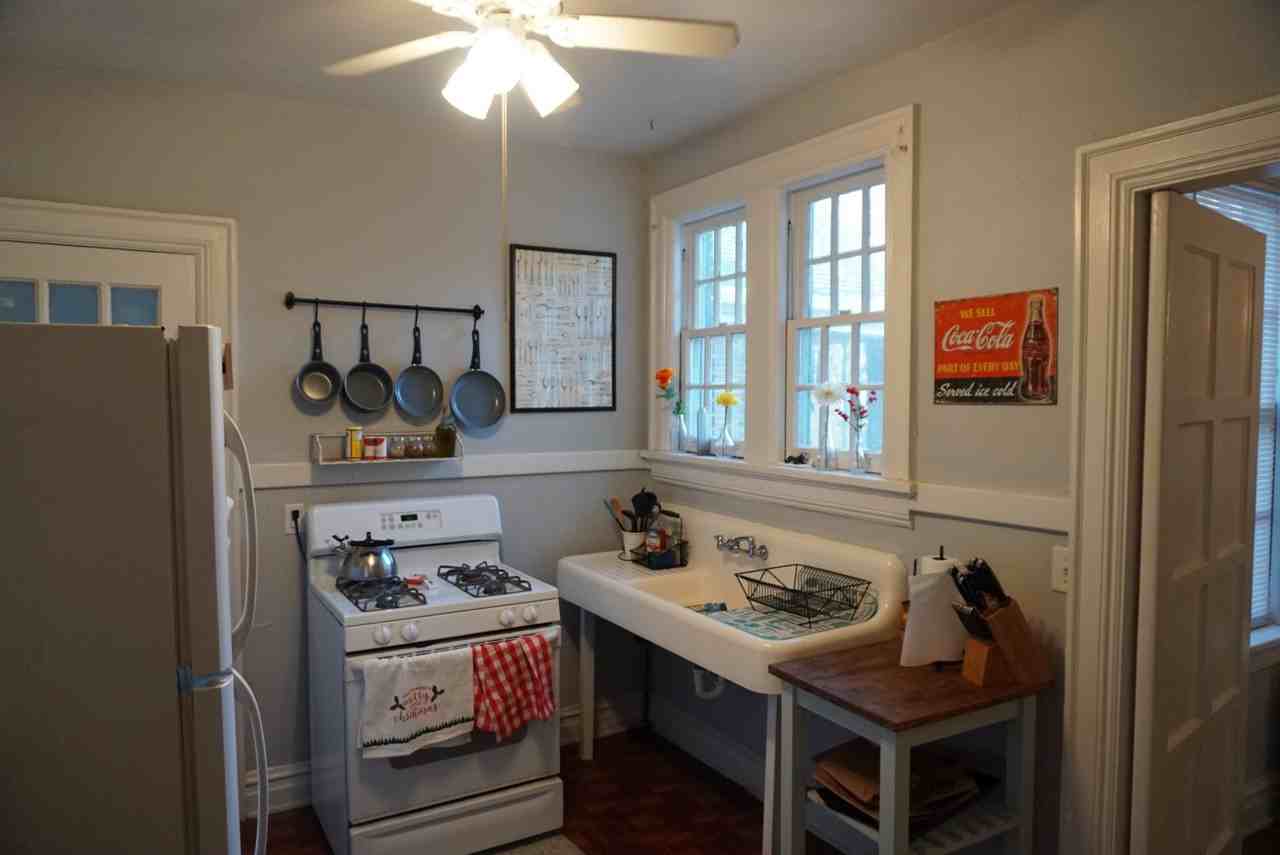 1324 Briarcliff Rd - Photo 2 of 14