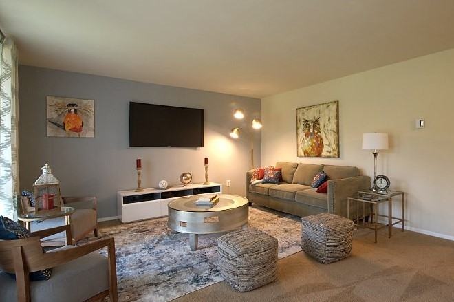 The Hanover - Photo 2 of 10