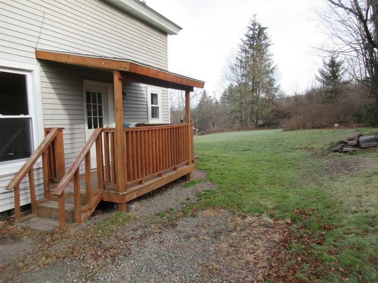 54 Hill St - Photo 3 of 22