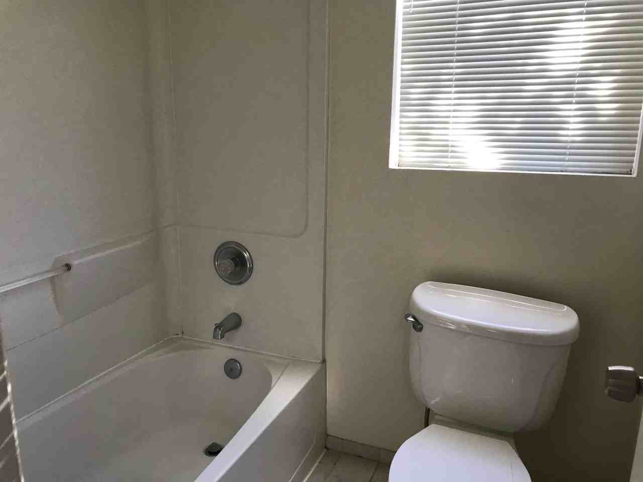 9202 Sunfire Way - Photo 3 of 10