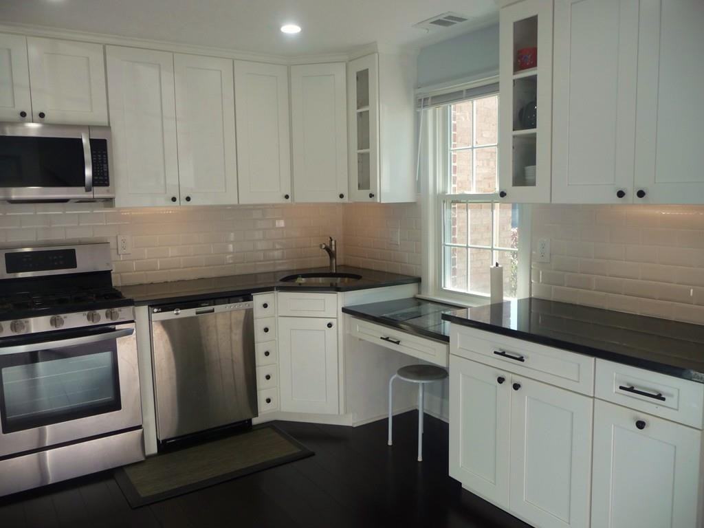 115 Erin Rd - Photo 2 of 22