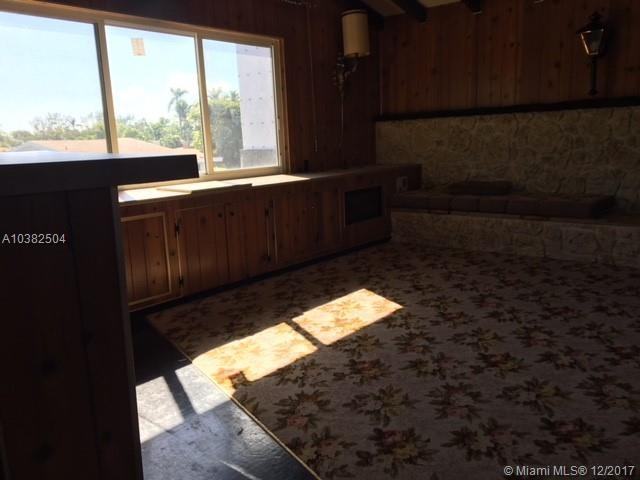 2555 NE 202nd St - Photo 3 of 13