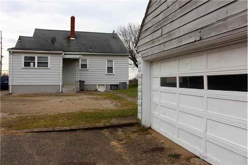 148 Canton Rd - Photo 2 of 28