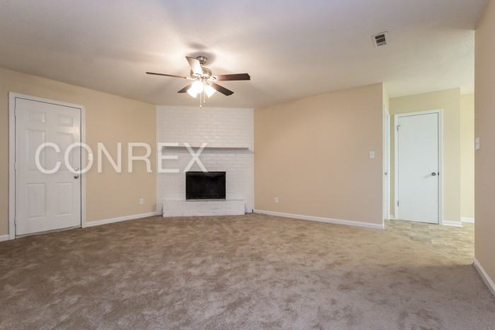 3543 Windermere Dr - Photo 2 of 9