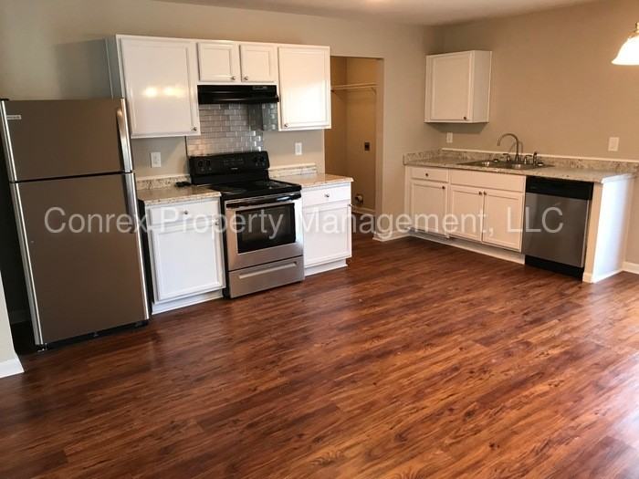 123 Wethersfield Dr - Photo 3 of 14