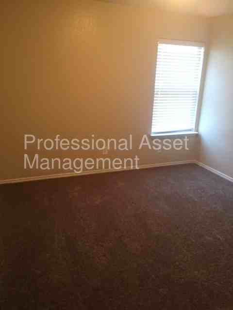 7437 Diamond Springs Tr - Photo 3 of 16