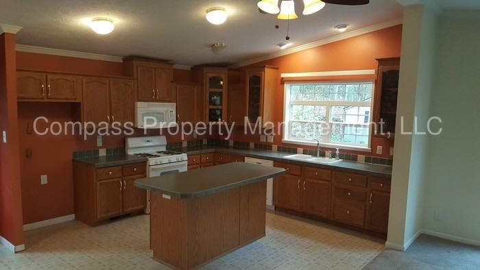 2550 Conestoga Creek Rd - Photo 2 of 18
