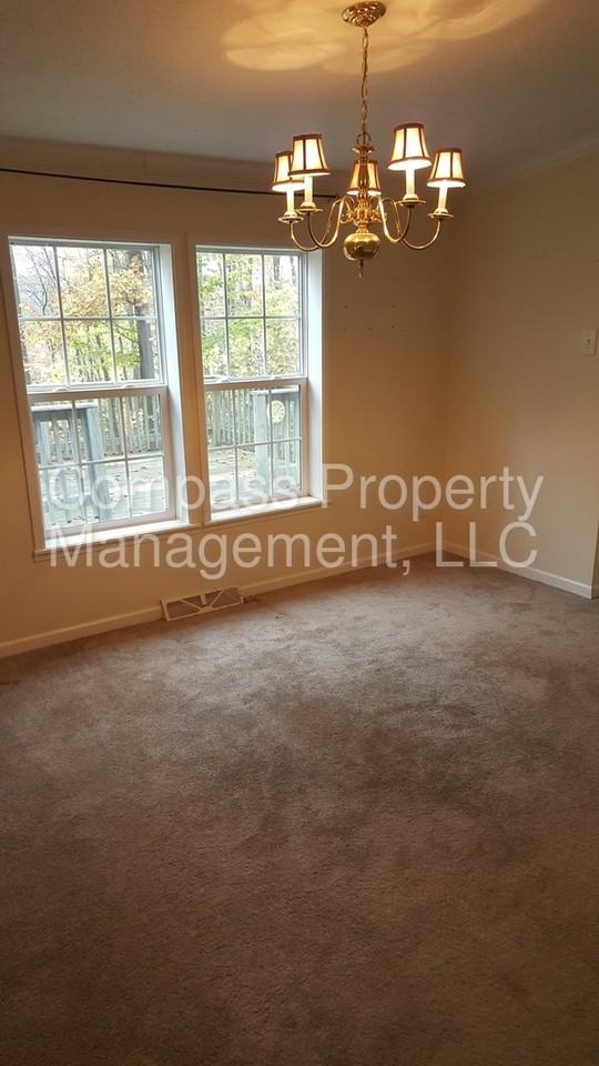 2550 Conestoga Creek Rd - Photo 3 of 18