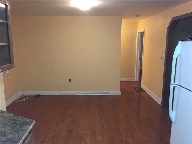 158 Alderbrae Ave - Photo 3 of 12