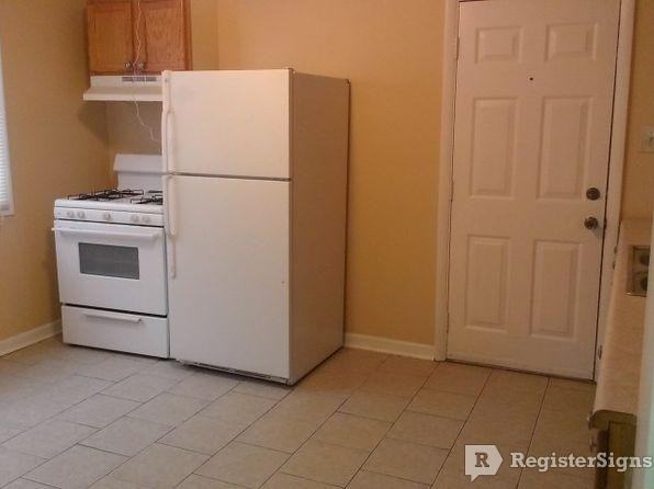 16235 Lathrop Ave - Photo 3 of 7