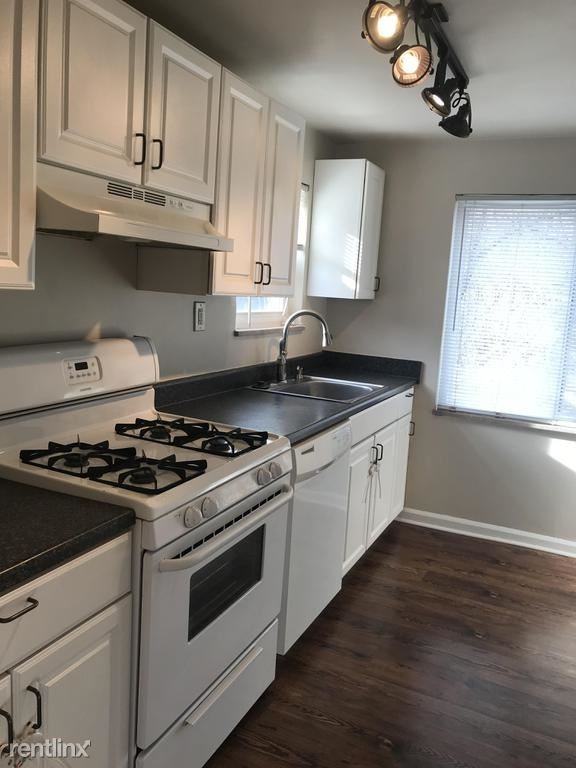 4383 Coleridge St - Photo 2 of 10