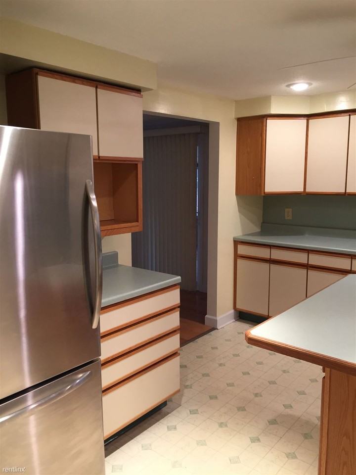 548 Galley Hill Rd - Photo 2 of 10