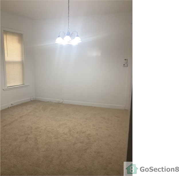 2111 Mt Holly St - Photo 3 of 11