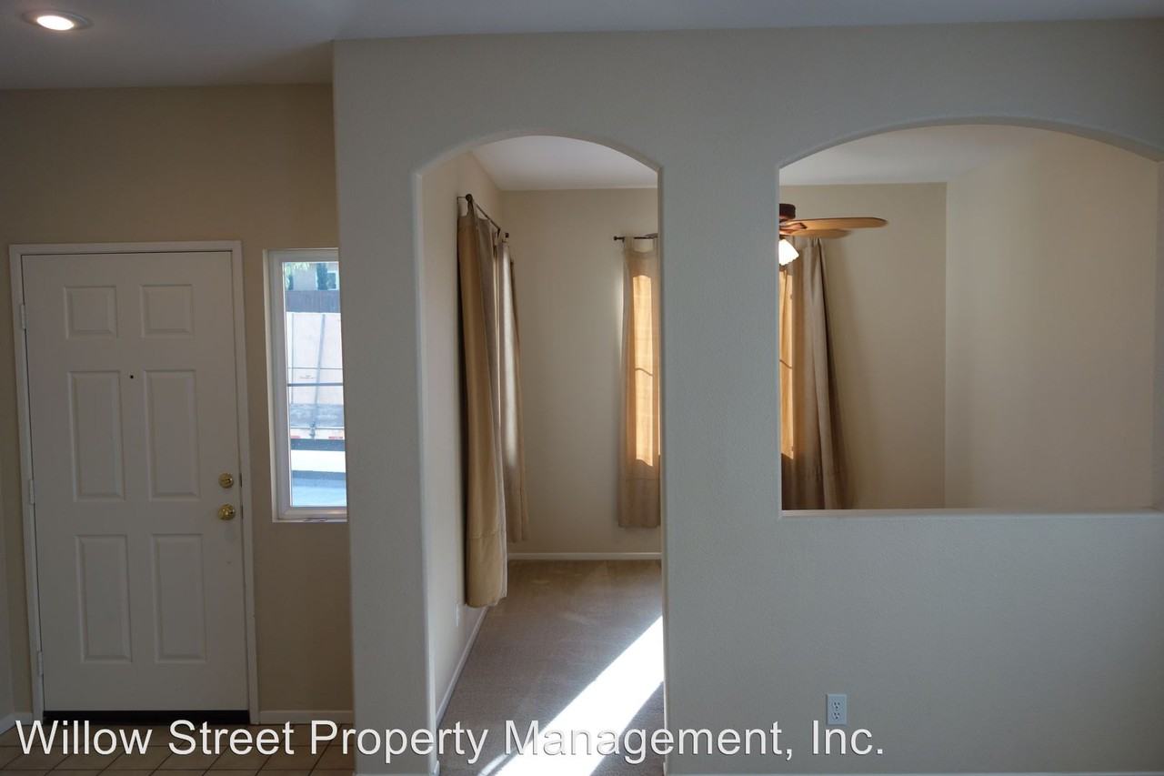 41513 Ashburn Rd - Photo 2 of 13