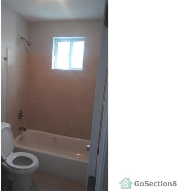 2527 Calverton Heights Ave - Photo 3 of 5