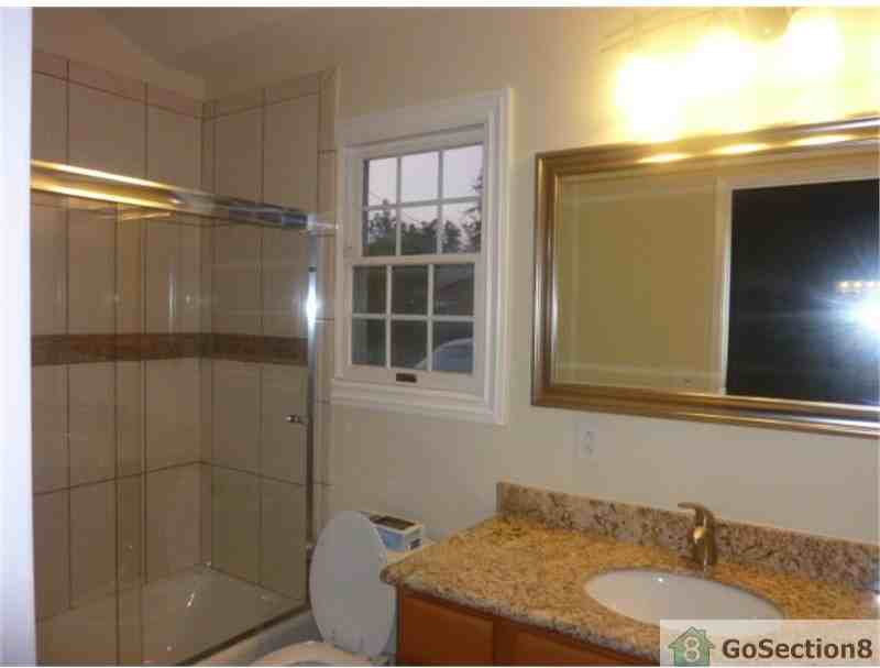 1469 Sanborn Ave #BACK - Photo 2 of 5