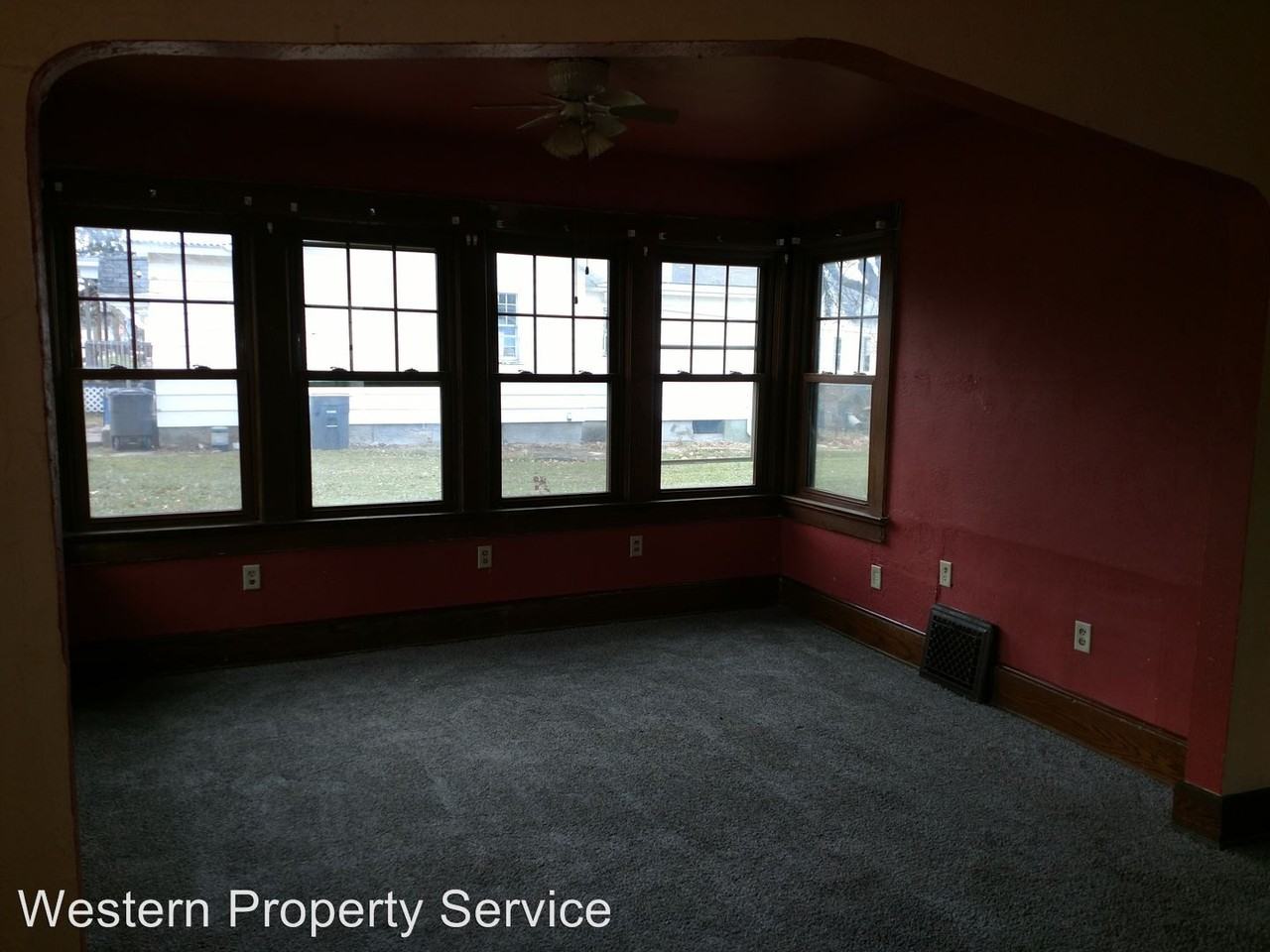 834 W Dewald St - Photo 2 of 13