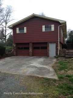 Thomas Weaver - Photo 2 of 7