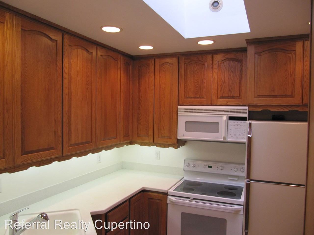 549 Winterberry Way - Photo 3 of 14