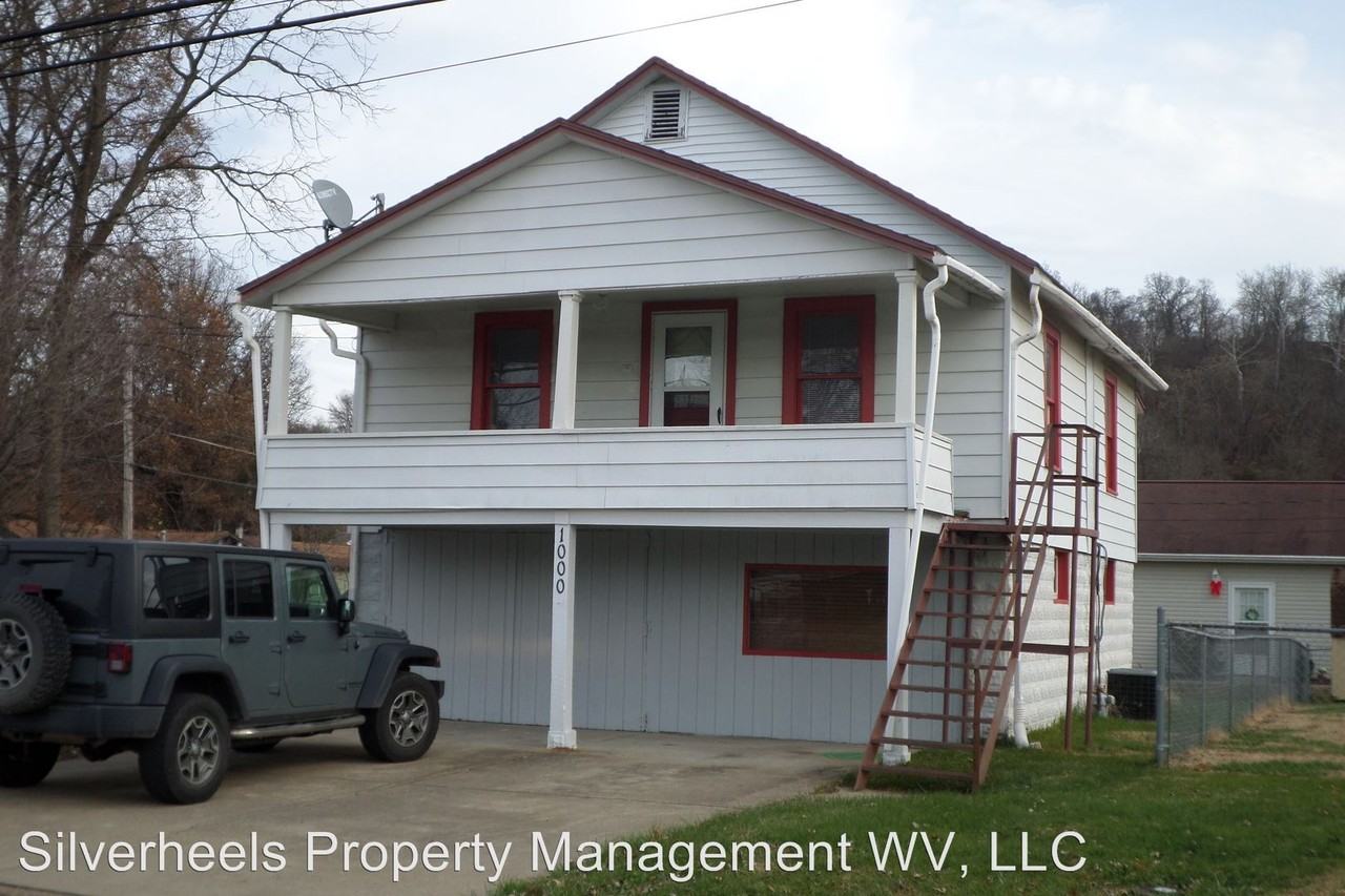 1000 13th Ave - Photo 2 of 9