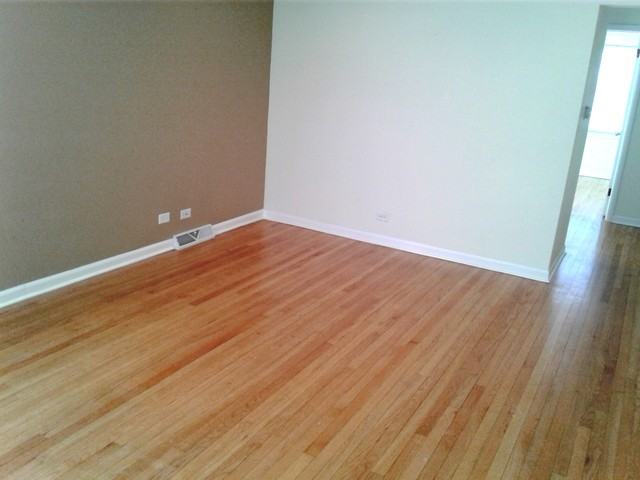 174 Pick Ave - Photo 3 of 12
