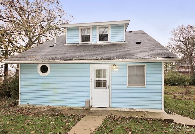 21563 Pine St - Photo 2 of 36