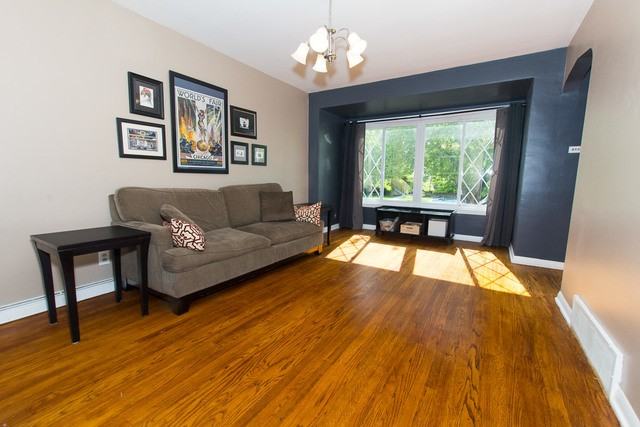 6117 S Narragansett Ave - Photo 2 of 18