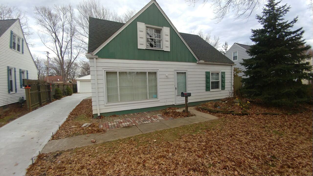 6941 Greenleaf Ave - Photo 2 of 44