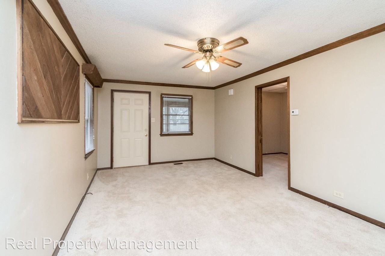 2422 Garfield Ave - Photo 2 of 15