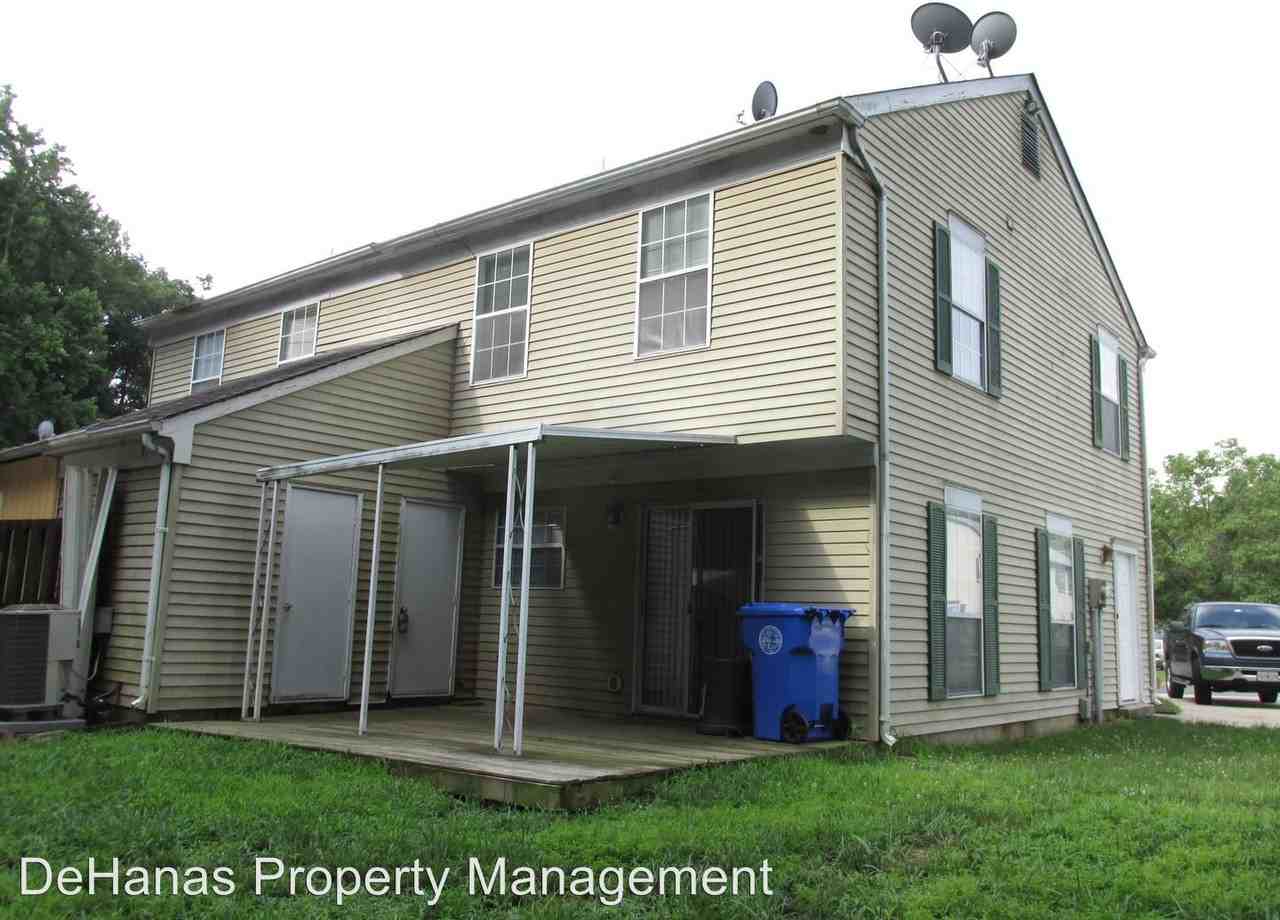 17 Sandra Ct - Photo 2 of 19