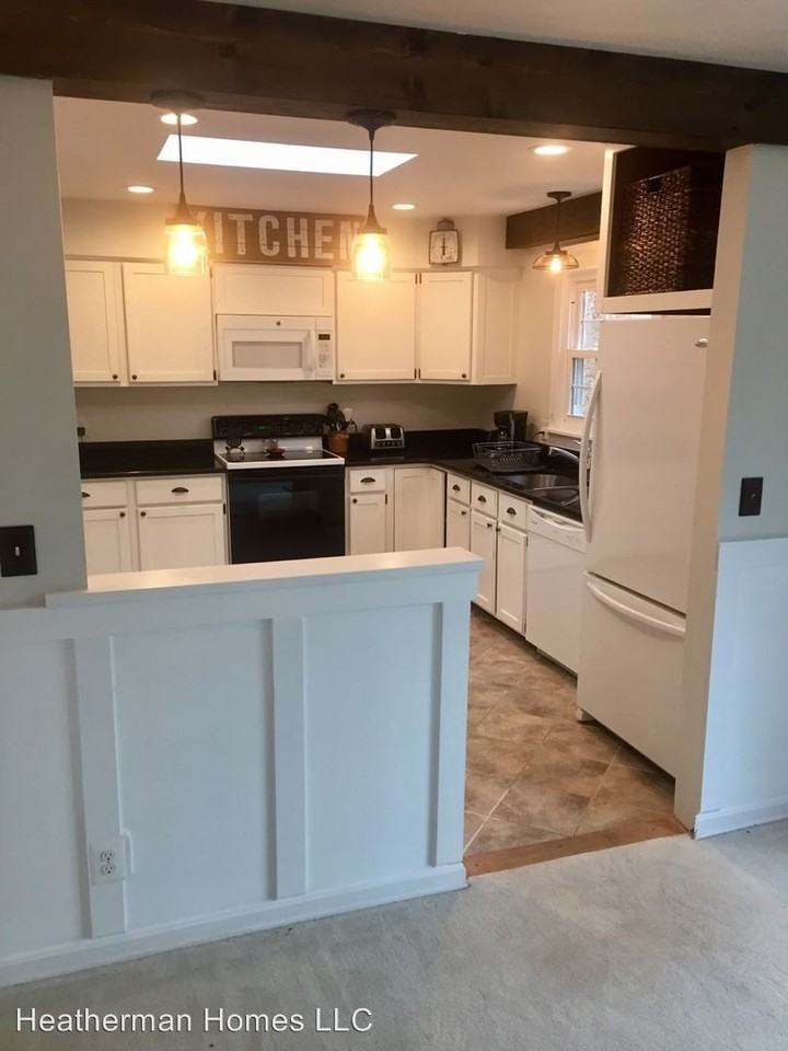 5 Pleasure Ct - Photo 2 of 19