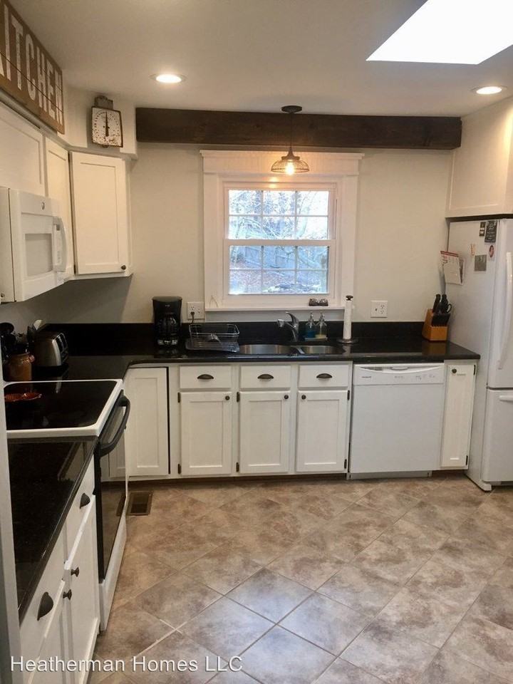 5 Pleasure Ct - Photo 3 of 19