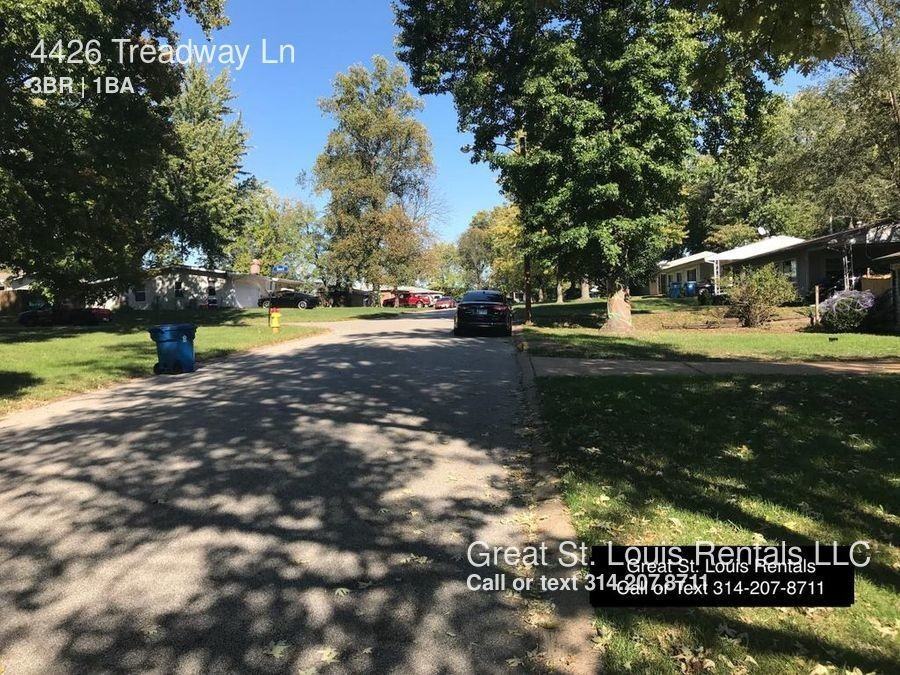 4426 Treadway Ln - Photo 3 of 16