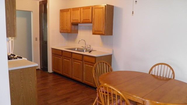 8 Ingleshire Rd - Photo 3 of 14
